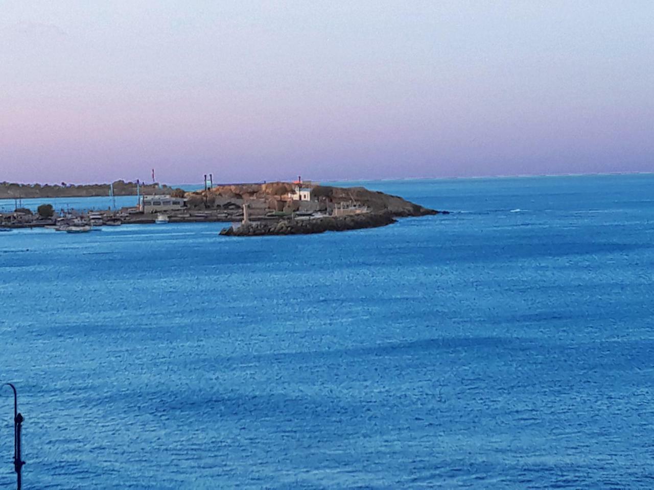 Amazing Beachfront Apartment In Hersonissos Esterno foto