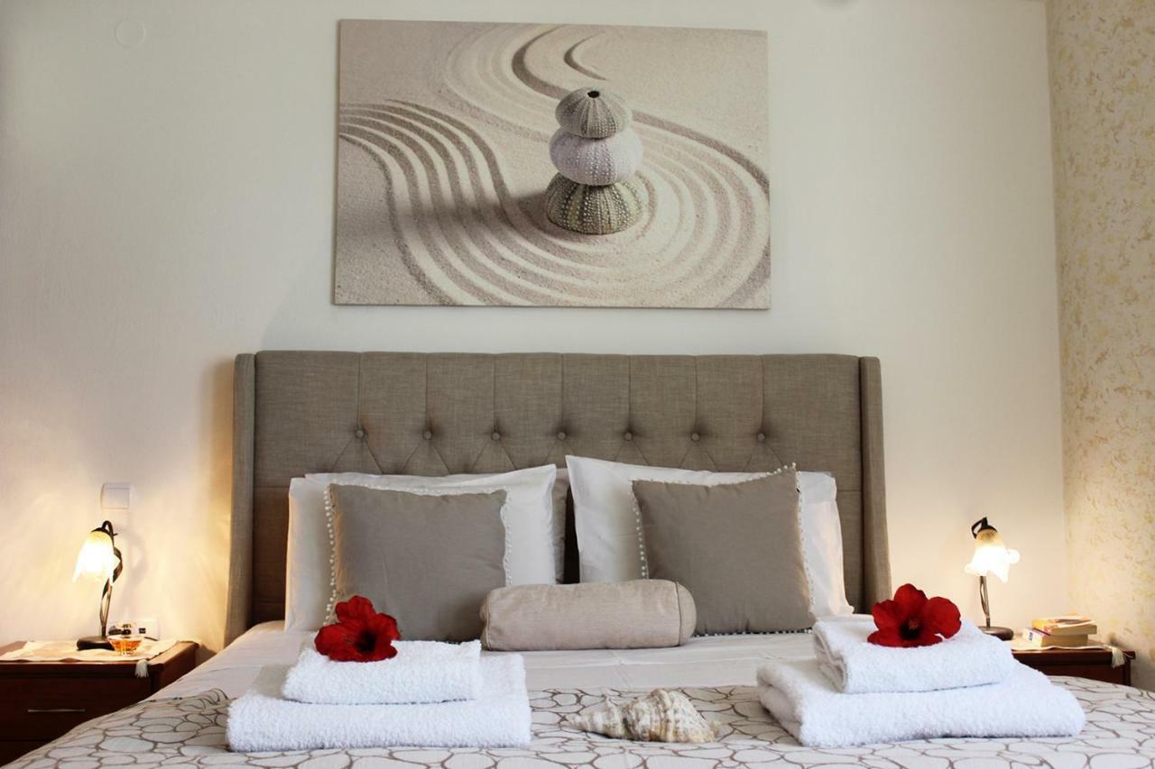 Amazing Beachfront Apartment In Hersonissos Esterno foto
